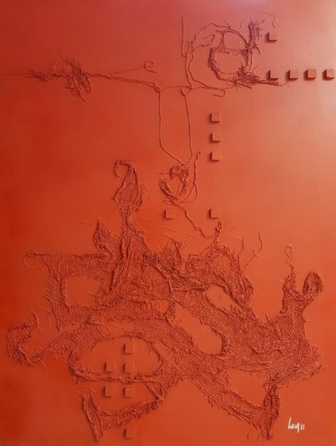 Foto del dipinto astratto di LuCa della serie Cattedrali del sogno, monocromo in rosso, collage e smalto su tavola 130x100 cm del 1962